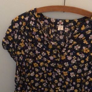 🌸 Old Navy | Black with Flowers Short Sleeve Button Down Blouse 2x